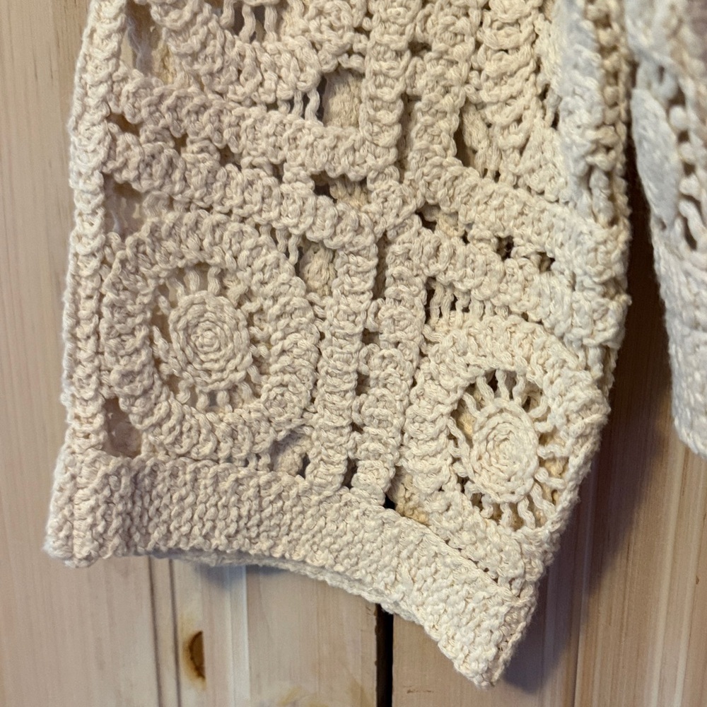 Solitaire Cream Crochet Button-Front Cardigan - Picture 5 of 9